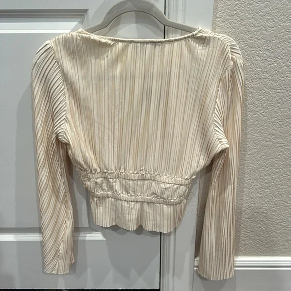 Lulus Top - Picture 4 of 4